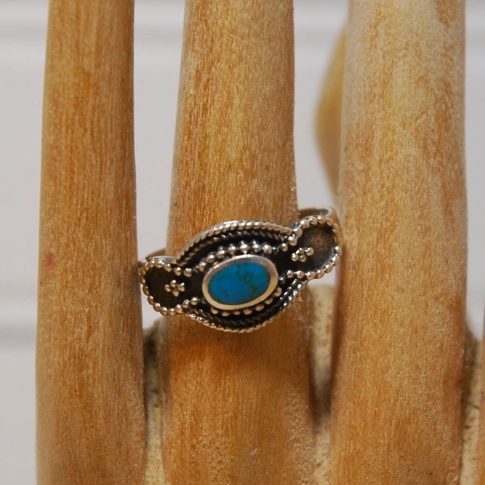 Sterling silver Ring Size 6 turquoise Vintage Boho Hippie Vintage‎ UNISEX